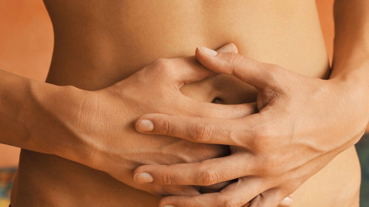 Ký sinh trùng sống trong ruột gây đau và nặng ở bụng
