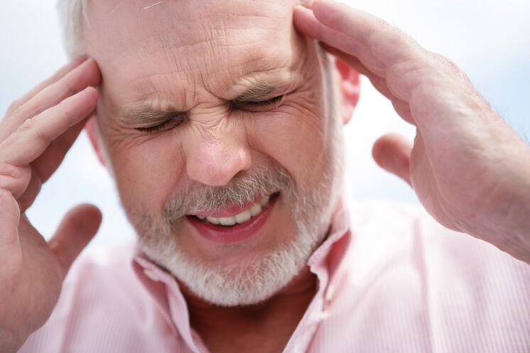 Nhiễm giun sán có thể gây ra các cơn đau đầu