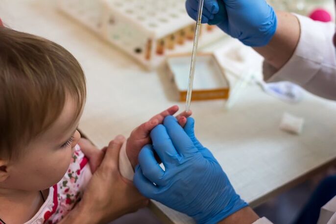 Chẩn đoán bệnh giun sán ở trẻ bằng xét nghiệm máu