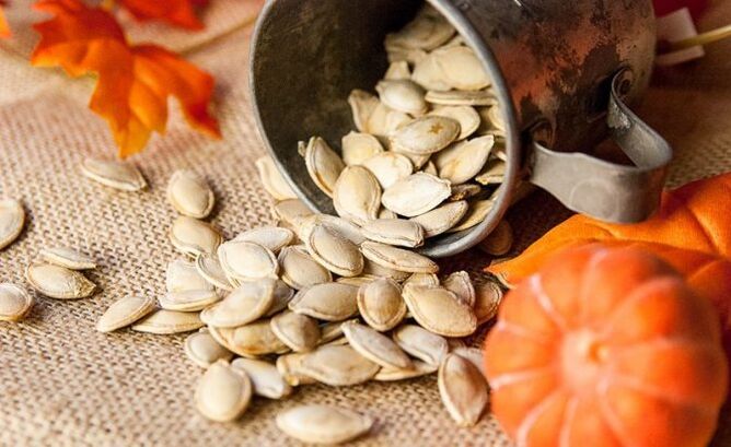 hạt bí ngô để loại bỏ ký sinh trùng